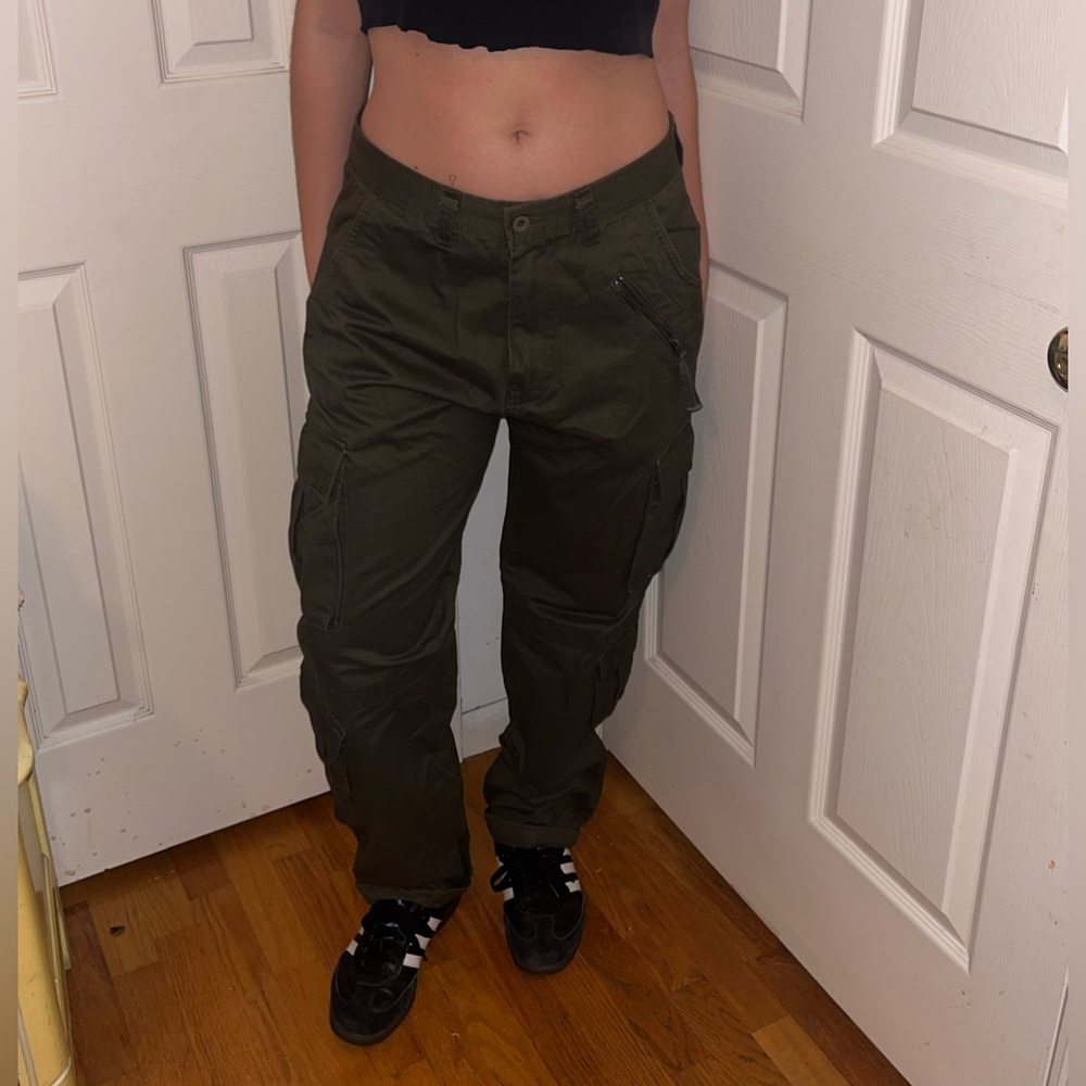 Mid rise cargo pants